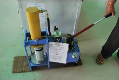 Anupam Oil Extraction Machine